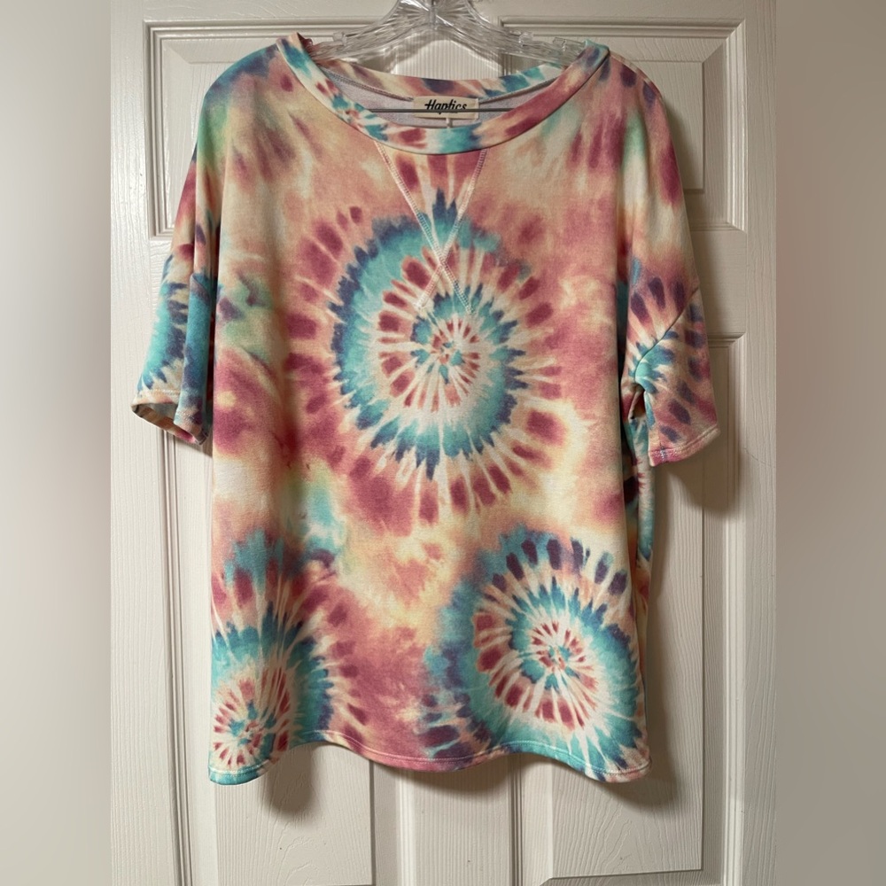 NWT: HAPTICS Tidal Tie Dye Short Sleeve shirt Size Medium - Picture 2 of 5